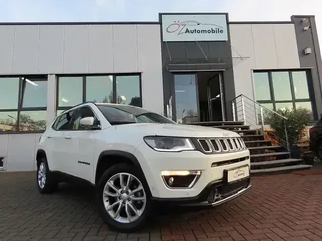 Käytetty Jeep Compass 150 HP (110 kW) 2021 Valkoinen Katumaasturi