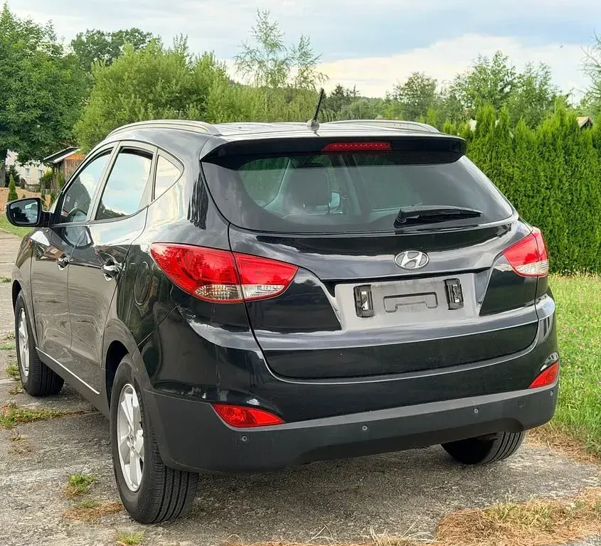 Gebraucht Hyundai ix35 Style 135 PS (99 kW) 2011 Schwarz SUV