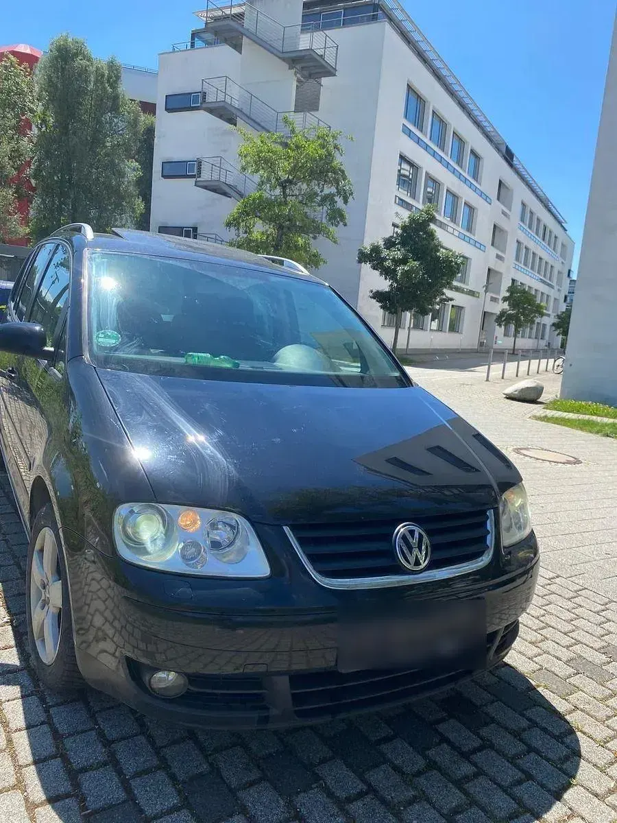 Gebraucht VW Touran Highline 116 PS (85 kW) 2005 Schwarz Van / Kleinbus