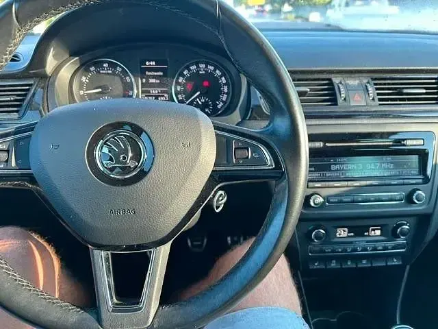 Gebraucht Skoda Rapid Style 105 PS (77 kW) 2014 Blau Kleinwagen