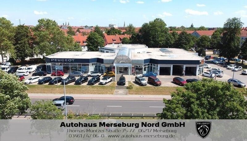 Schwarz metallic Gebraucht 2018 Nissan Micra N-Way Kleinwagen | 9.989 € (Fairer Preis) - Bild 1/4