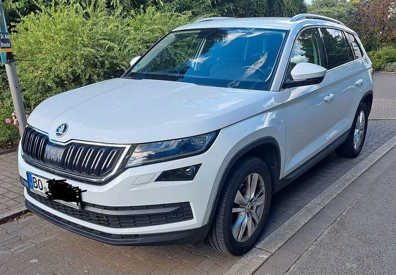Weiß Gebraucht 2019 Skoda Kodiaq Style SUV | 23.000 € (Guter Preis) - Bild 1/4