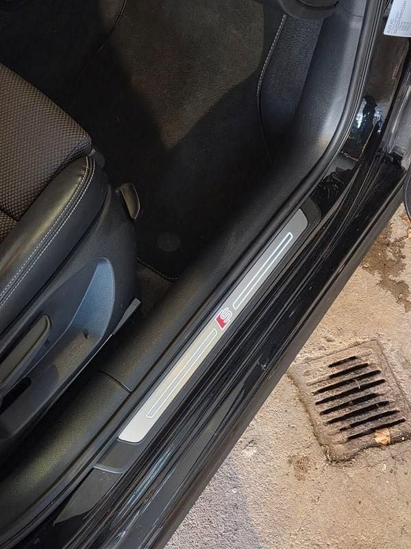 Second-hand Audi A3 S-Line 150 CP (110 kW) 2016 Negru Berlinǎ