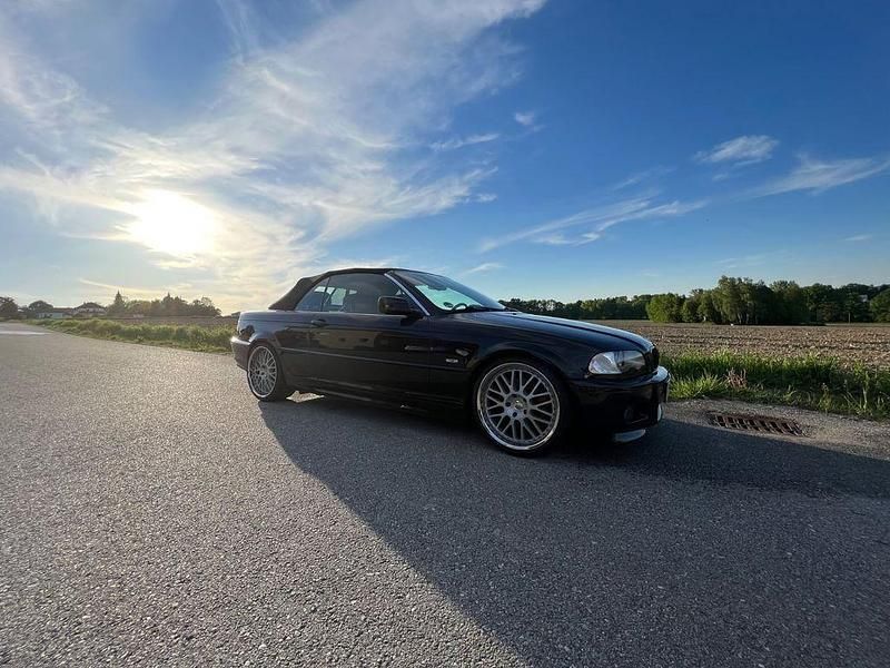 Schwarz Gebraucht 2001 BMW 330 Cabriolet M Sport Cabrio | 12.750 € (Etwas zu teuer) - Bild 1/4