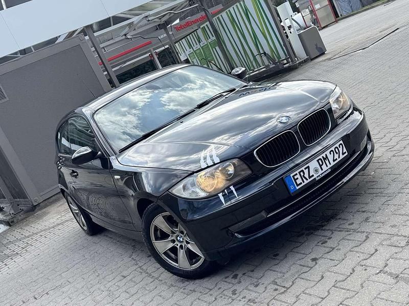 Schwarz Gebraucht 2008 BMW 116 Kleinwagen | 3.200 € (Guter Preis) - Bild 1/4