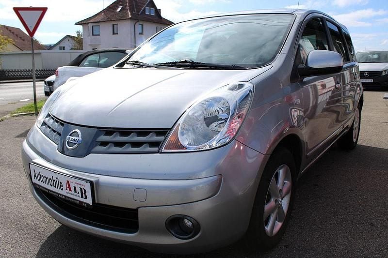 Gebraucht Nissan Note Acenta 110 PS (80 kW) 2008 Silber Van / Kleinbus