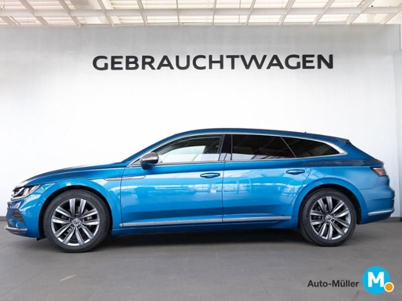 Gebraucht VW Arteon Elegance 150 PS (110 kW) 2021 Eisvogelblau metallic (metallic) Coupé