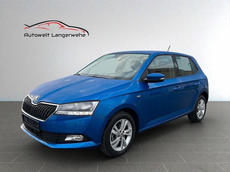 Blau Gebraucht 2020 Skoda Fabia Soleil Kleinwagen | 13.499 € (Guter Preis) - Bild 1/4