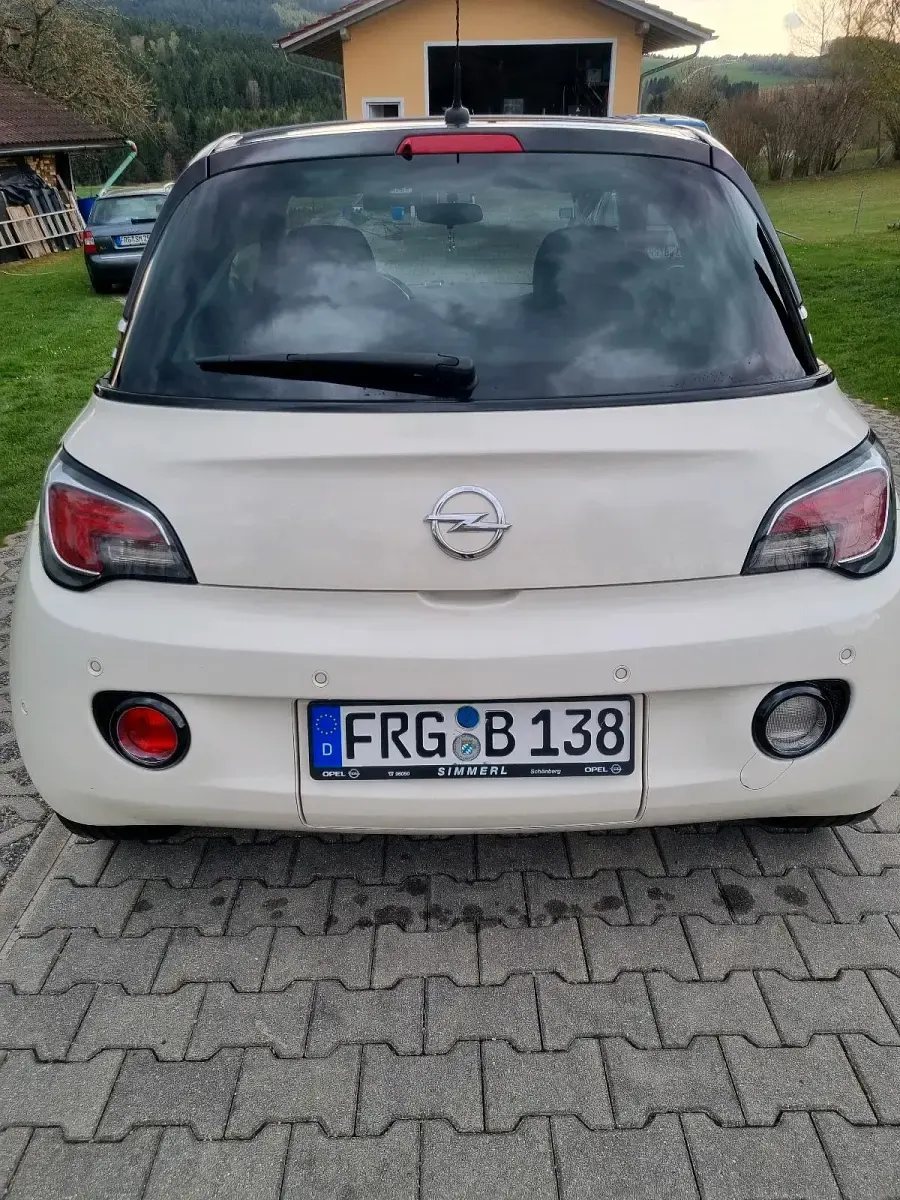 Gebraucht Opel Adam 116 PS (85 kW) 2015 Weiß Kleinwagen