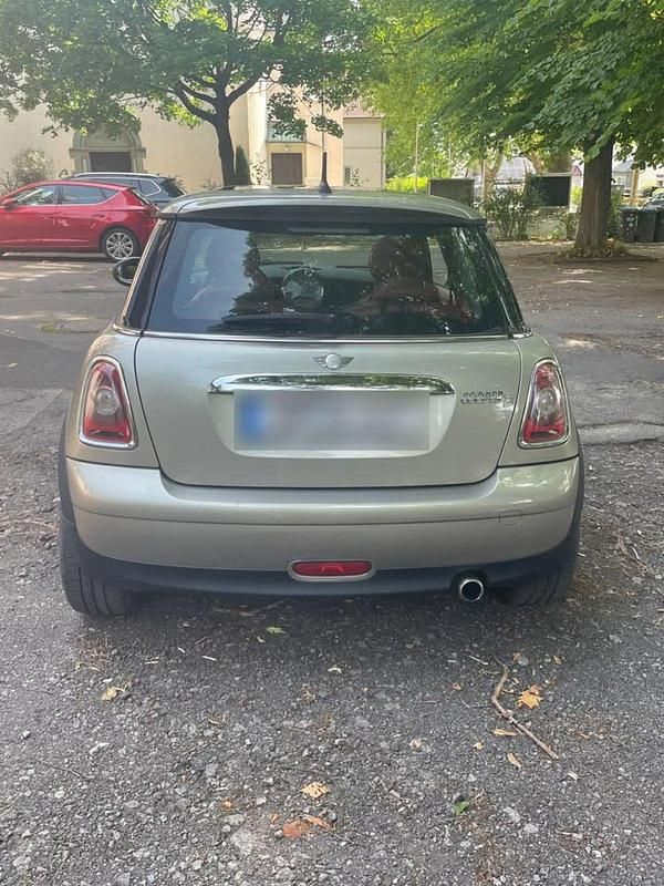 Silber Gebraucht 2008 Mini Cooper D Kleinwagen | 2.200 € (Fairer Preis) - Bild 1/4