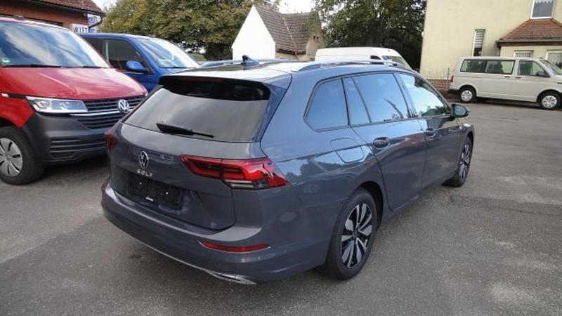 Gebraucht VW Golf VIII Move 150 PS (110 kW) 2024 Kombi