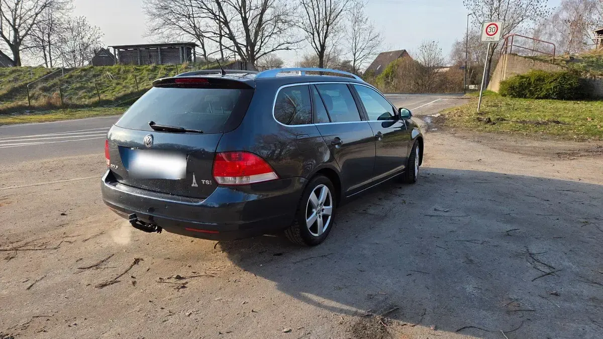 Gebraucht VW Golf VI 122 PS (89 kW) 2008 Blau Kleinwagen