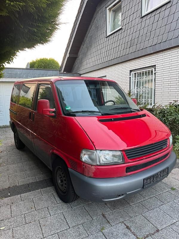 Rot Gebraucht 1998 VW T4 Van | 5.000 € (Guter Preis) - Bild 1/4