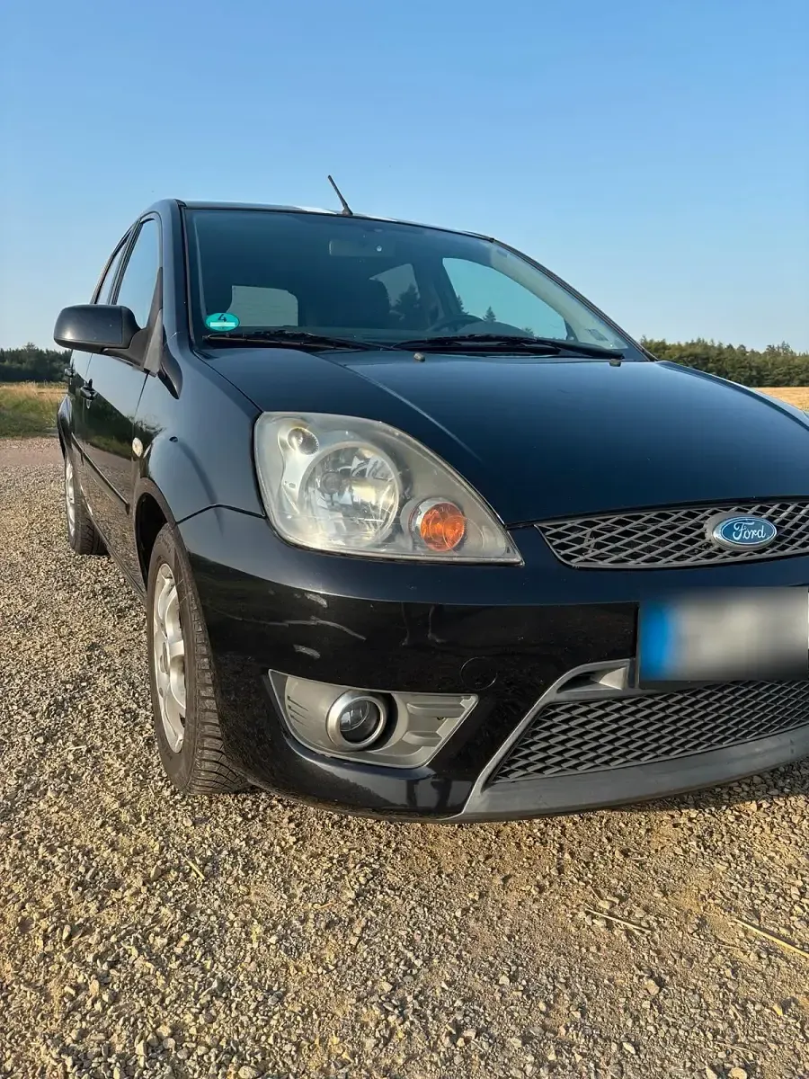 Gebraucht Ford Fiesta 69 PS (50 kW) 2007 Schwarz Kleinwagen