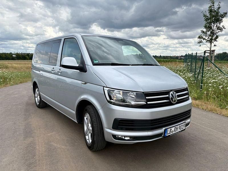 Silber Gebraucht 2016 VW T6 Comfortline Van | 27.000 € (Superpreis) - Bild 1/4