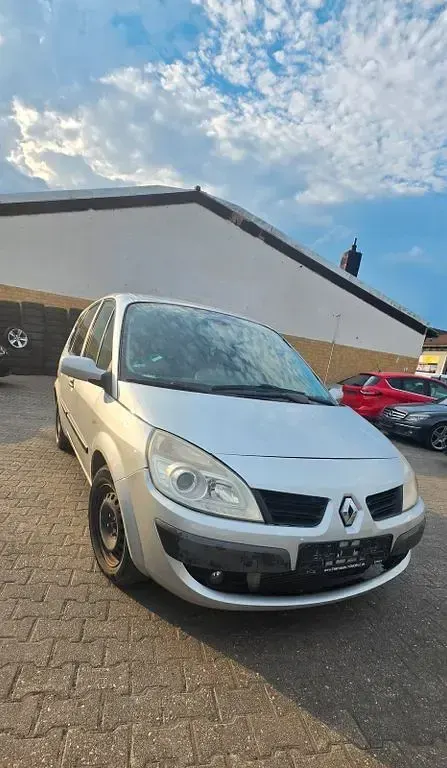 Gebraucht Renault Scénic II Exception 150 PS (110 kW) 2007 Silber Van / Kleinbus