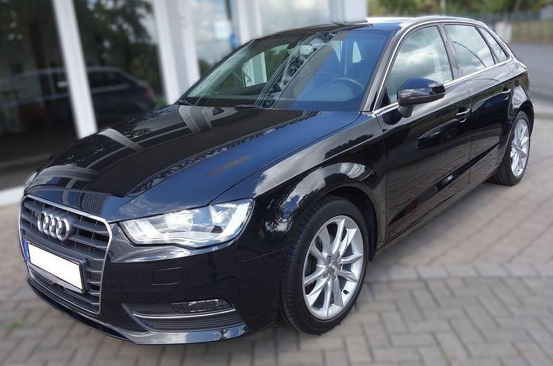 Schwarz Gebraucht 2013 Audi A3 Sportback Ambition Limousine | 10.000 € (Fairer Preis) - Bild 1/4