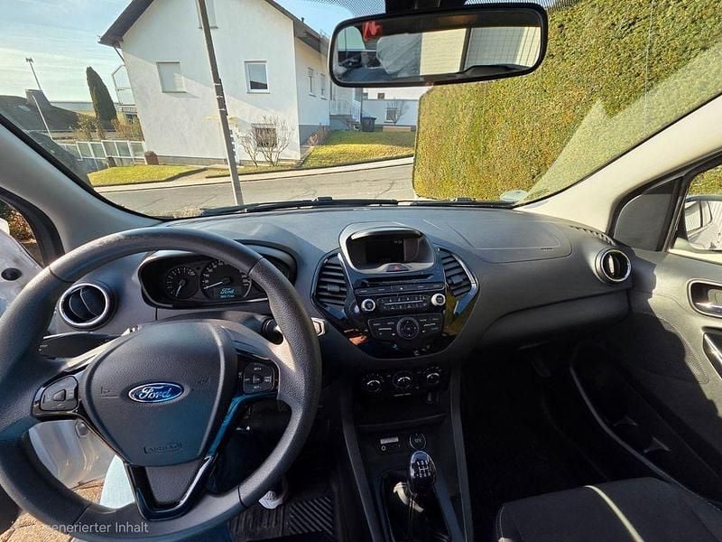 Second-hand Ford Ka 86 CP (63 kW) 2017 Alb Berlinǎ