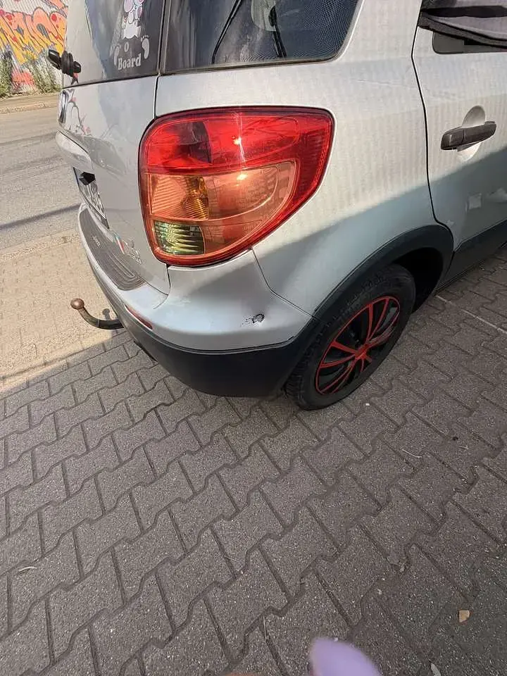 Gebraucht Fiat Sedici 107 PS (78 kW) 2009 Grau SUV