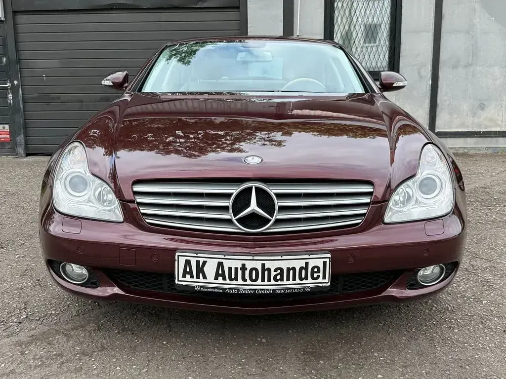 Gebraucht Mercedes CLS320 224 PS (164 kW) 2007 Rot Coupé