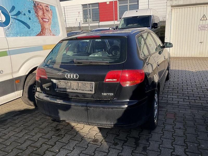 Gebraucht Audi A3 Ambition 105 PS (77 kW) 2005 Schwarz Kleinwagen