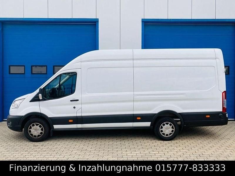 Gebraucht Ford Transit 131 PS (96 kW) 2020 Weiß Van