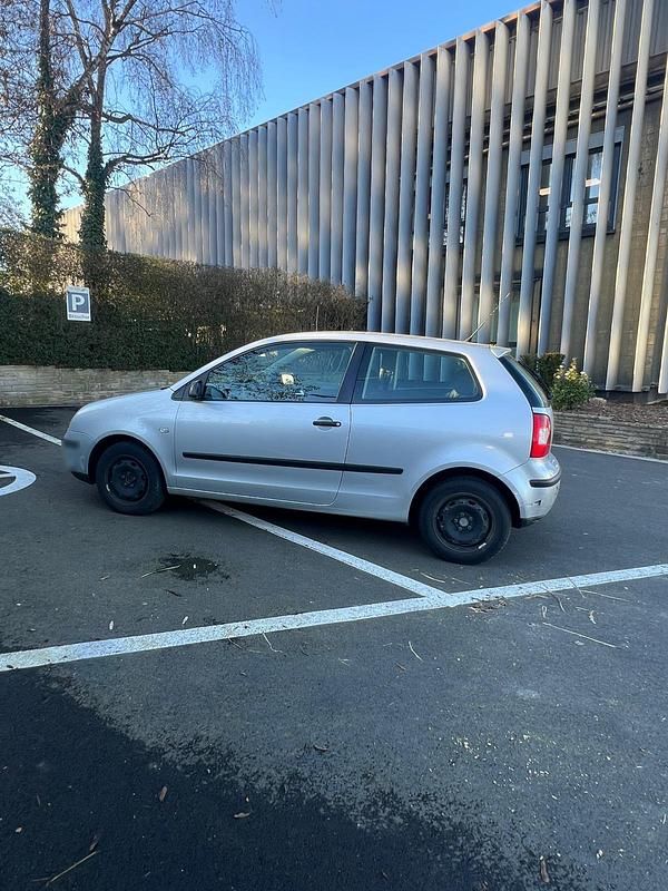 Gebraucht VW Polo 65 PS (47 kW) 2002 Silber Kleinwagen