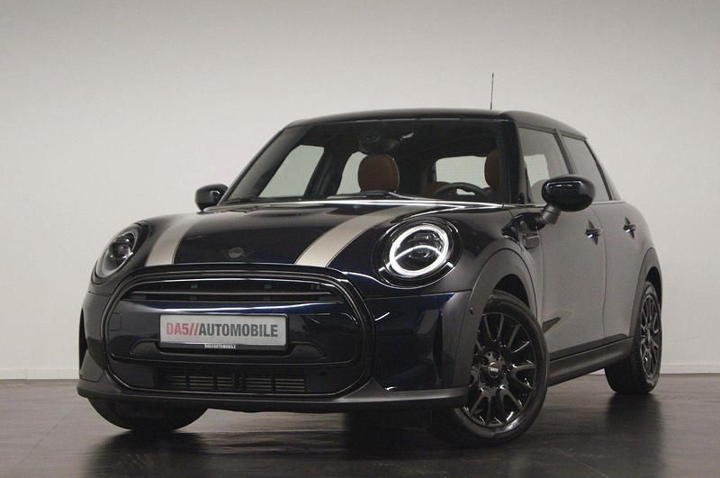 Enigmatic black Gebraucht 2022 Mini Cooper Classic Kleinwagen | 25.900 € (Etwas zu teuer) - Bild 1/4