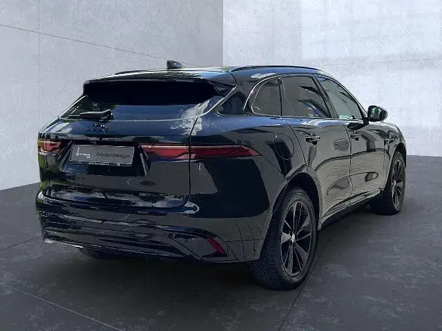 Gebraucht Jaguar F-Pace R-Dynamic 253 PS (186 kW) 2022 Santorini black SUV
