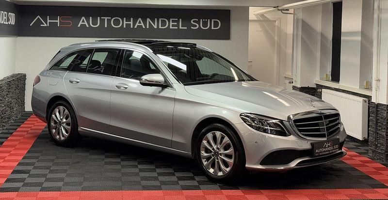 Second-hand Mercedes C200 Exclusive 184 CP (135 kW) 2018 Argintiu Berlinǎ