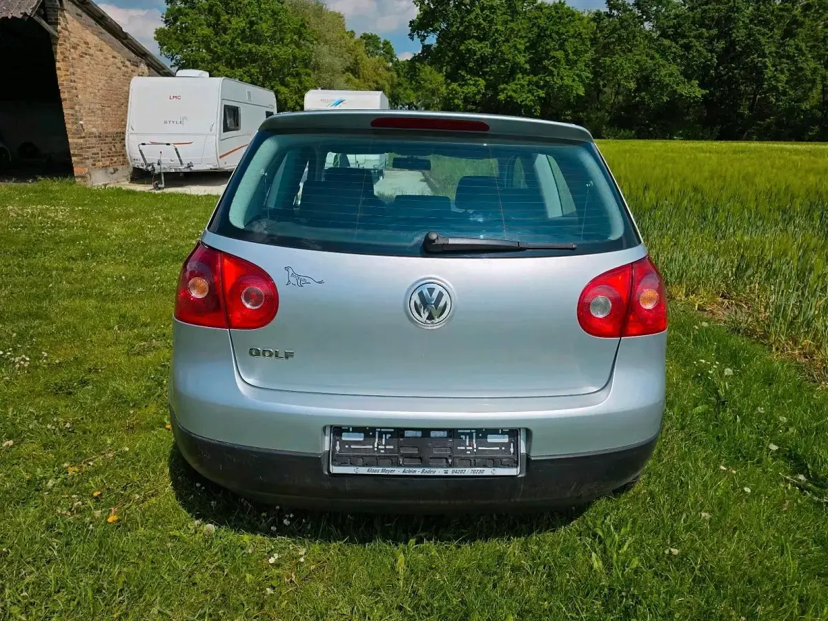 Gebraucht VW Golf 75 PS (55 kW) 2004 Silber Coupé