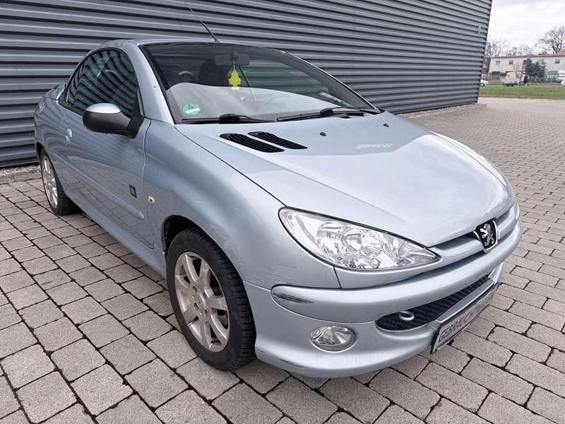 Gebraucht Peugeot 206 CC 109 PS (80 kW) 2006 Grau Cabrio