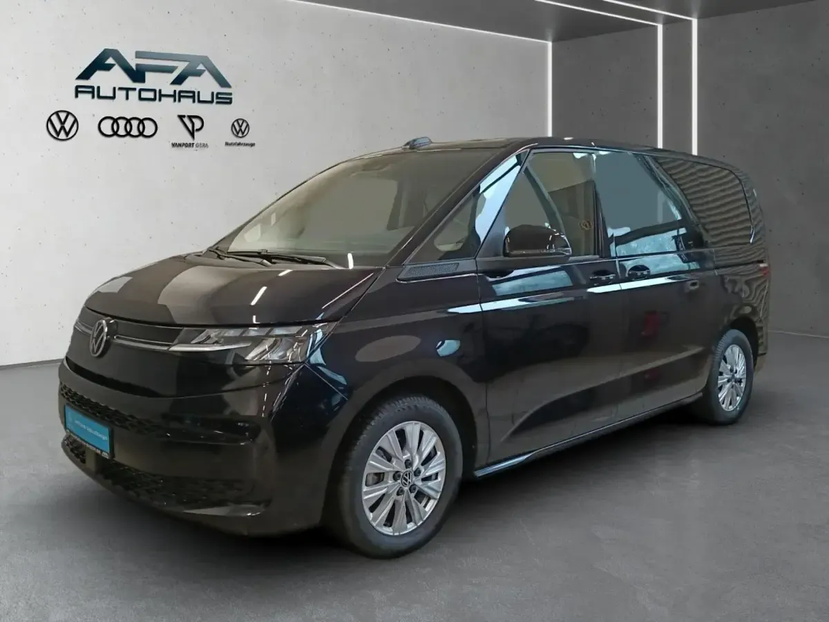 Używany VW Multivan Life 150 KM (110 kW) 2025 Minivan