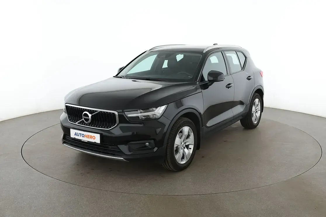 Gebraucht Volvo XC40 Momentum 163 PS (119 kW) 2020 SUV