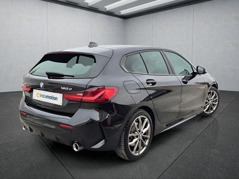 Gebraucht BMW 120 190 PS (139 kW) 2024 Schwarz Kleinwagen