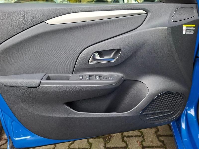 Gebraucht Opel Corsa-e 100 kW (136 PS) 2023 Blau Kleinwagen