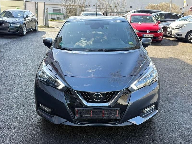 Gebraucht Nissan Micra Tekna 90 PS (66 kW) 2018 Grau Kleinwagen