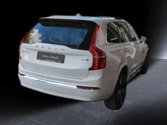 Gebraucht Volvo XC90 173 PS (127 kW) 2023 SUV