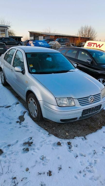 Silber Gebraucht 1999 VW Bora Limousine | 750 € (Superpreis) - Bild 1/4