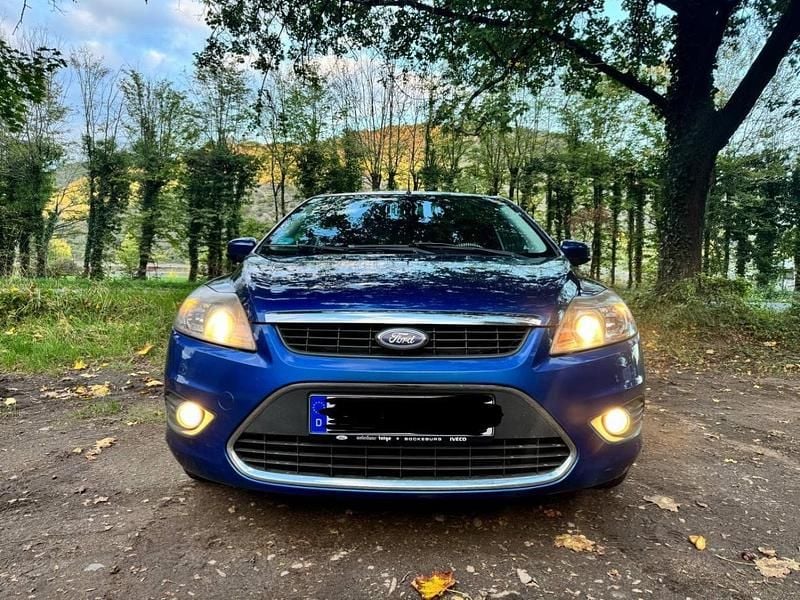 Blau Gebraucht 2008 Ford Focus Kombi | 4.150 € (Teuer) - Bild 1/4