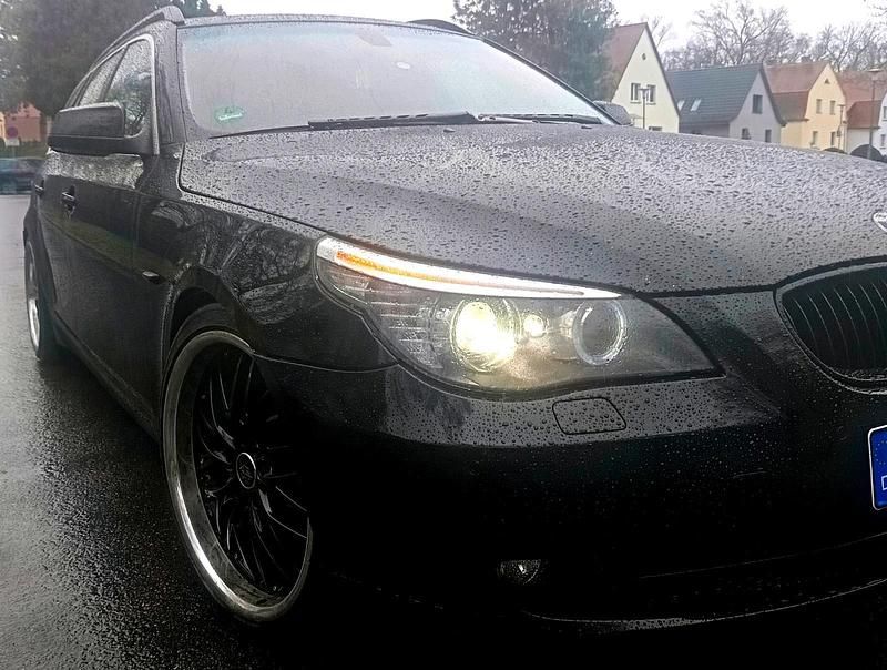 Gebraucht BMW 525 177 PS (130 kW) 2010 Grün Limousine