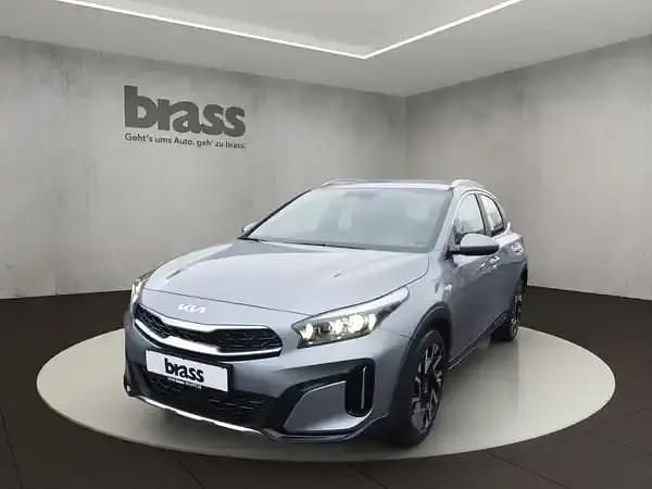 Neu Kia Ceed 150 PS (110 kW) 2026 Lunarsilber met. Kleinwagen