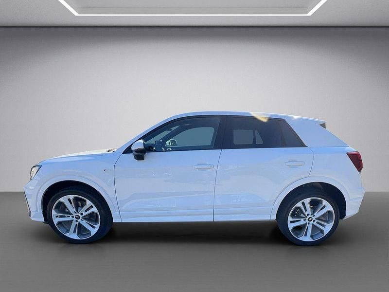 Gebraucht Audi Q2 S-Line 150 PS (110 kW) 2024 Arkonaweiss SUV
