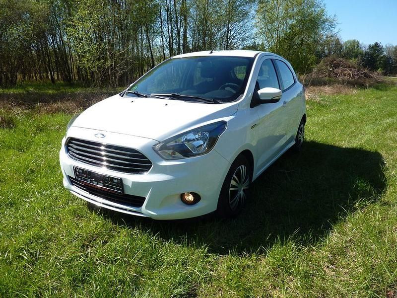 Gebraucht Ford Ka Cool & Connect 86 PS (63 kW) 2018 Weiß Limousine