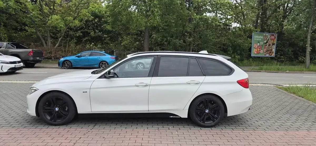 Gebraucht BMW 320 184 PS (135 kW) 2013 Alpinweiss iii Kombi