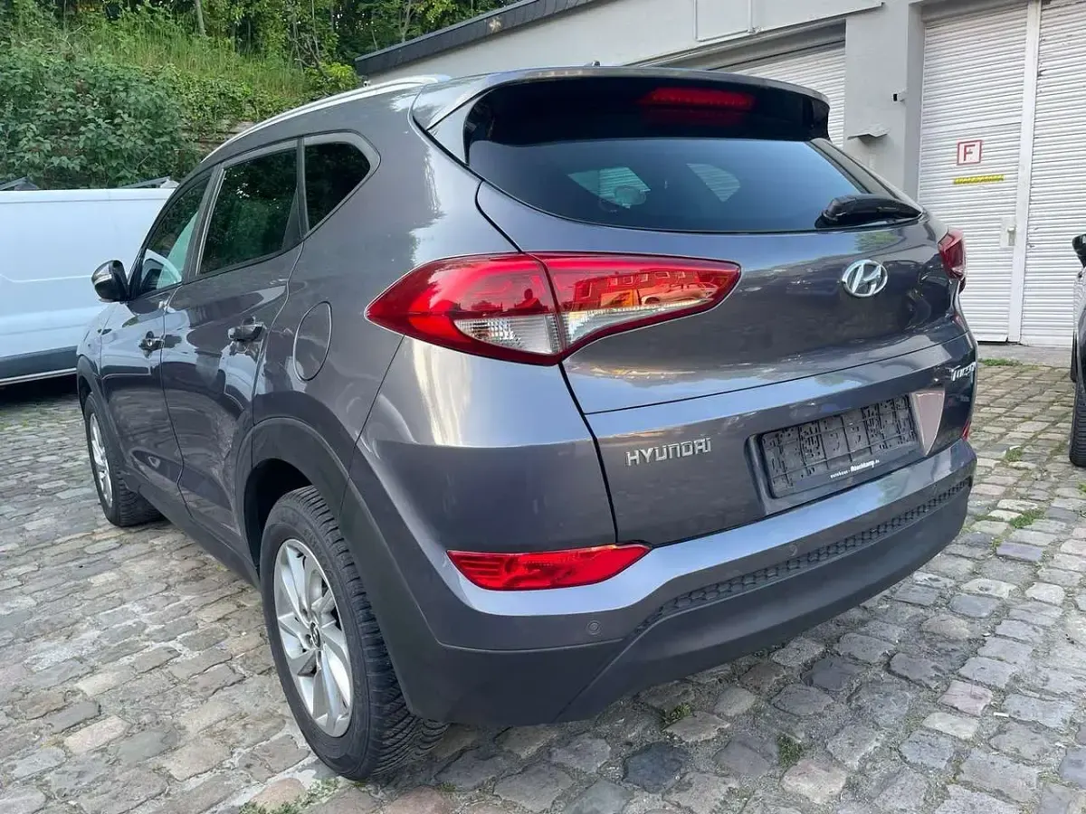 Gebraucht Hyundai Tucson Classic 116 PS (85 kW) 2016 Grau SUV