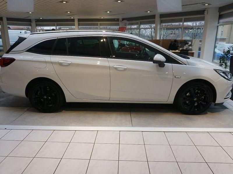 Gebraucht Opel Astra Dynamic 200 PS (147 kW) 2017 Weiß Kombi