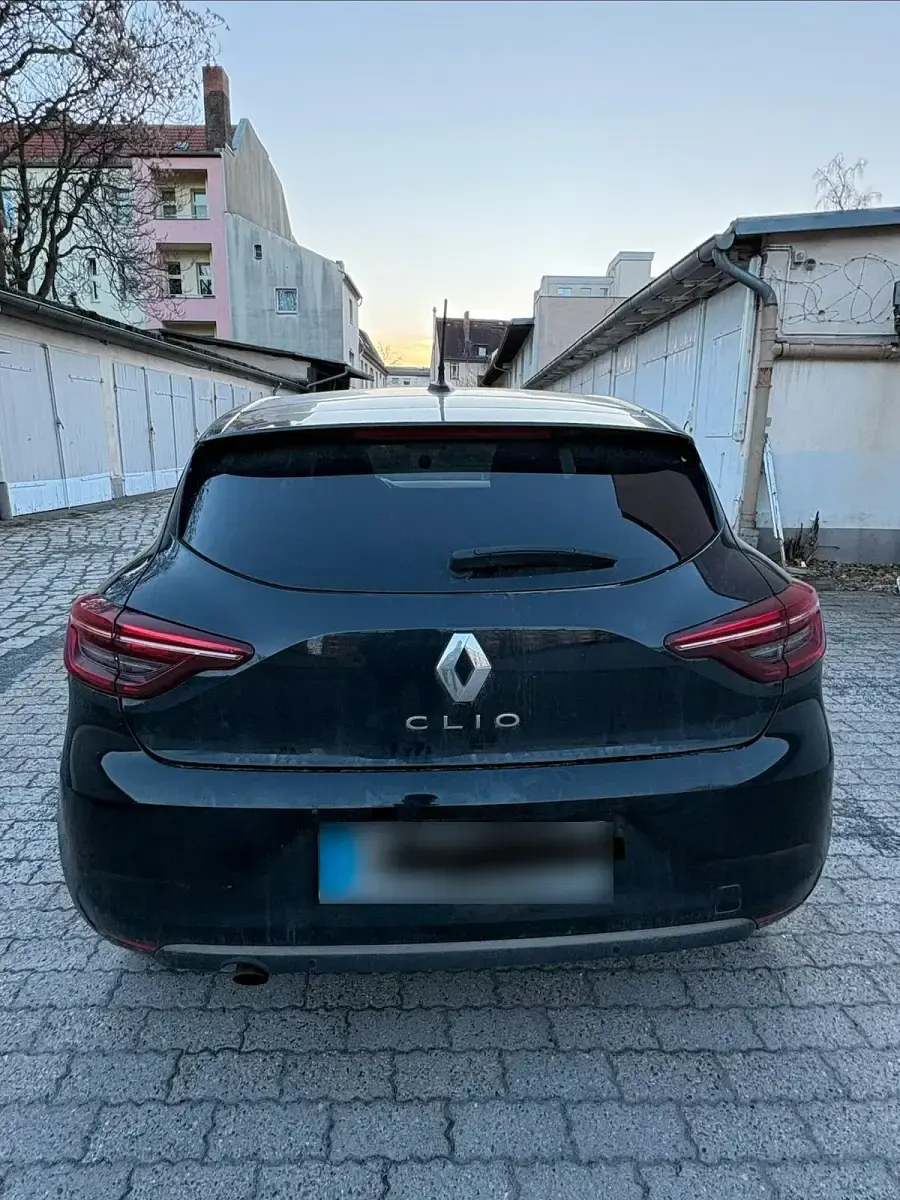 Gebraucht Renault Clio V 72 PS (52 kW) 2020 Schwarz Limousine