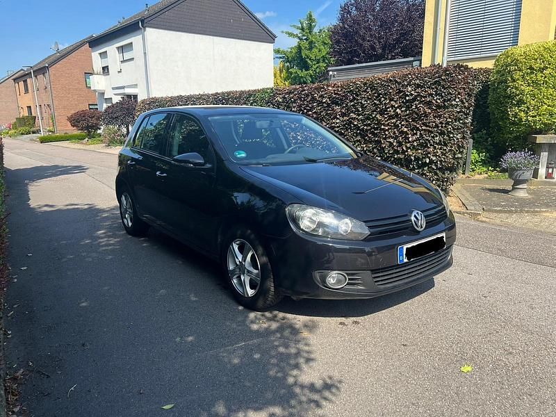 Schwarz Gebraucht 2010 VW Golf VI Limousine | 3.600 € (Fairer Preis) - Bild 1/4