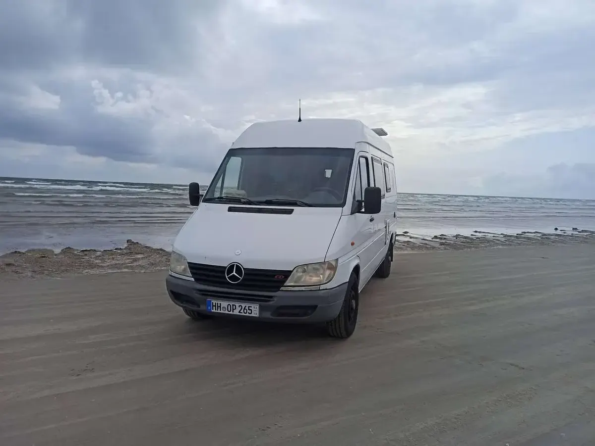 Używany Mercedes Sprinter 129 KM (94 kW) 2002 Biały Van